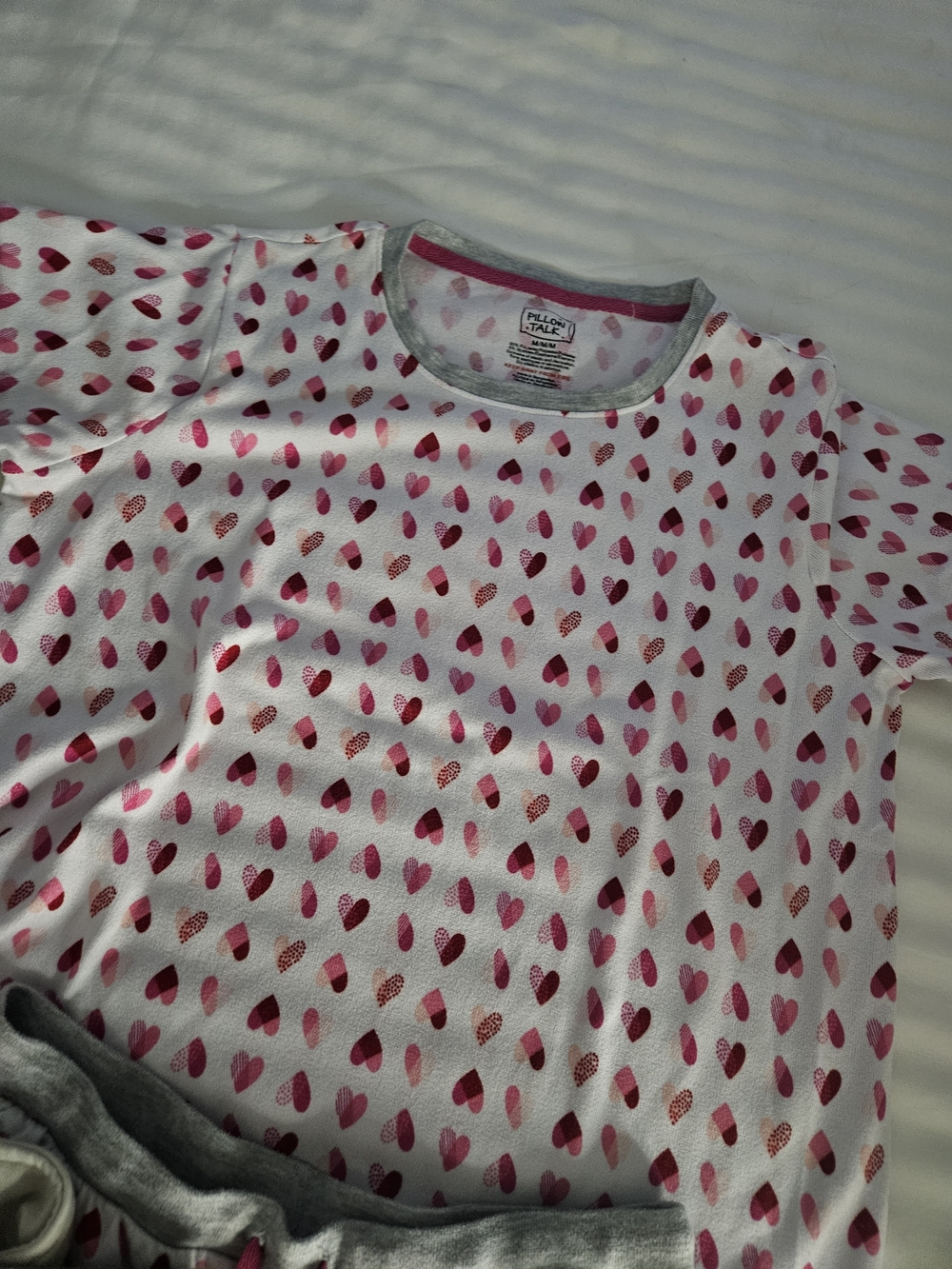 Heart-Print Short Pajama Set - Picture 4 of 5